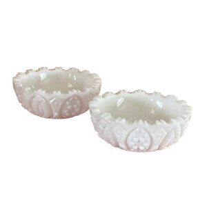 L.E. Smith Heritage 366 Milk Glass Taper Candle Holder set